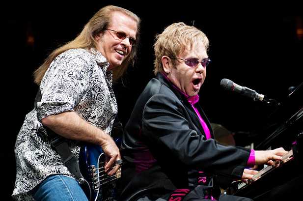 Morto Robert Birch, il bassista di Elton John