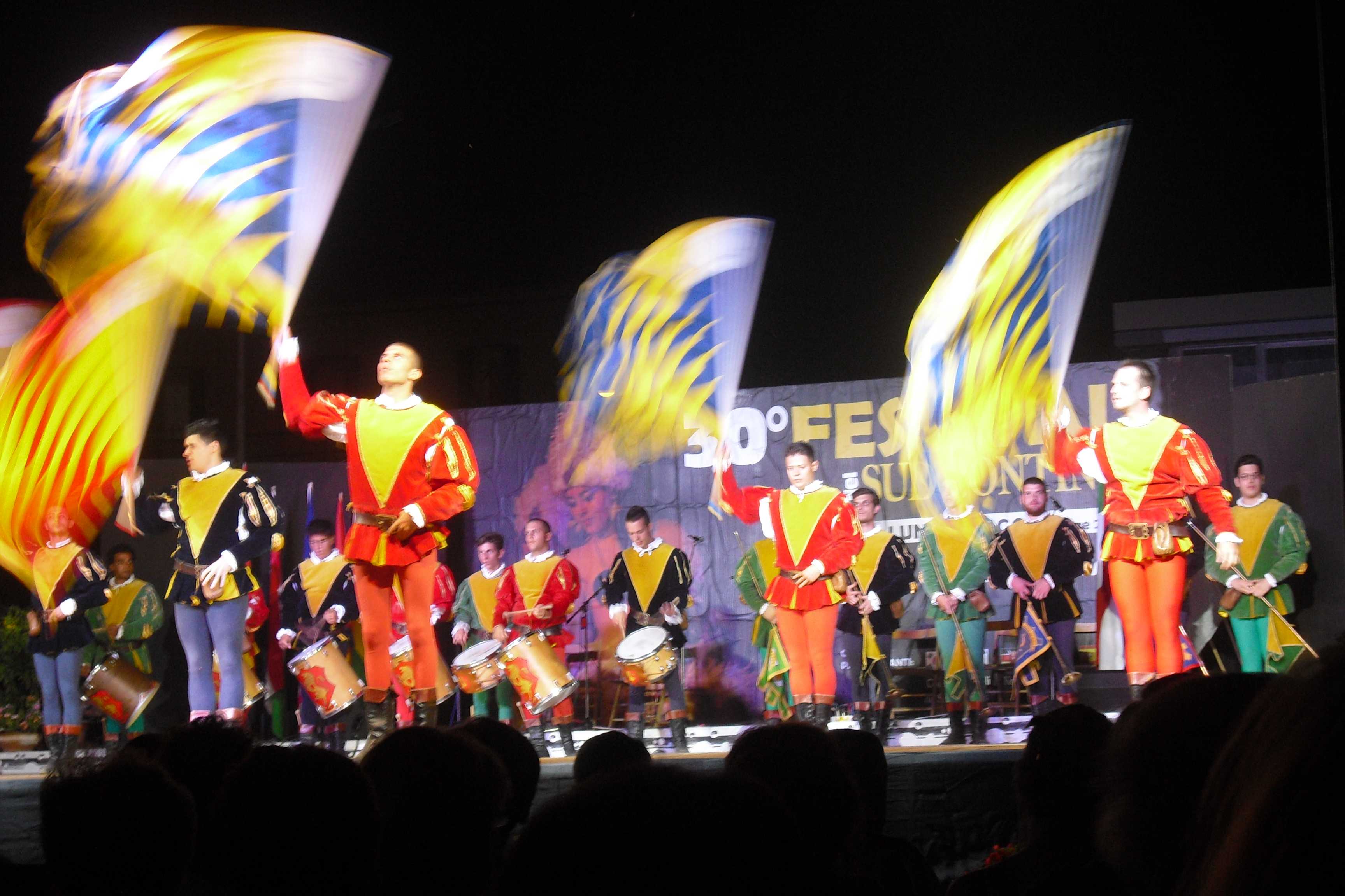 Trionfo della multiculturalità: Minturno ospita la trentesima edizione del Festival del Sud Pontino