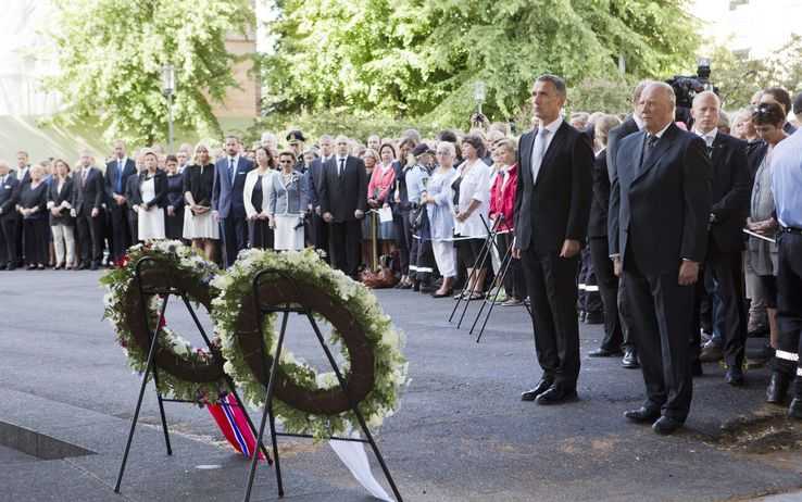 Strage di Utoya: un anno dopo, la Norvegia ricorda le vittime