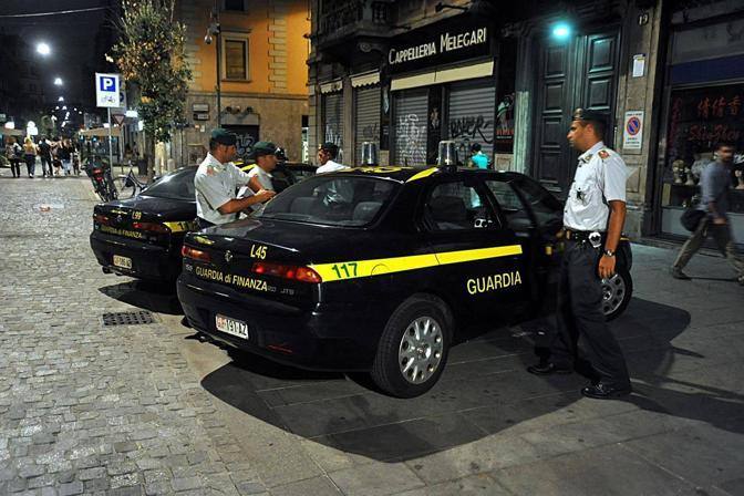 Milano, dopo il blitz della Gdf a rischio ristorante Seedorf