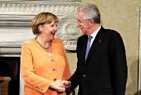 Monti e Merkel pronti a collaborare per la crescita. "L'Italia non ha bisogno degli aiuti dell'UE"