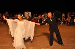 "New Lady Mari" danza è arte, spettacolo e passione all'anfiteatro della Biodiversità di (Cz)
