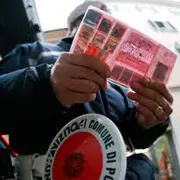 Sicurezza stradale: PS Vibo Valentia, ritiro patenti e multe