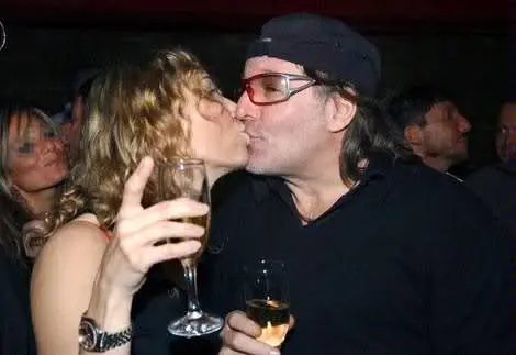 Vasco Rossi sposa la sua Laura e torna a parlare del "Concerto per l'Emilia"