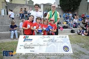 Volley, l'A.S.D. Volleyscrivia dona 420 euro alla Fondazione Telethon