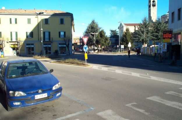 Novate Milanese, crolla una palazzina per una fuga di gas: Tre feriti