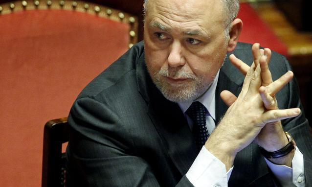 Senato, "Sì" all'arresto di Lusi. L'ex tesoriere Margherita: "Un incubo"