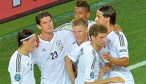 Euro 2012: il Portogallo ringhia, la Germania ha un Gomez in più