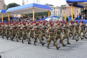 La parata del 2 giugno si farà. "Sobriamente". In Emilia continuano le scosse