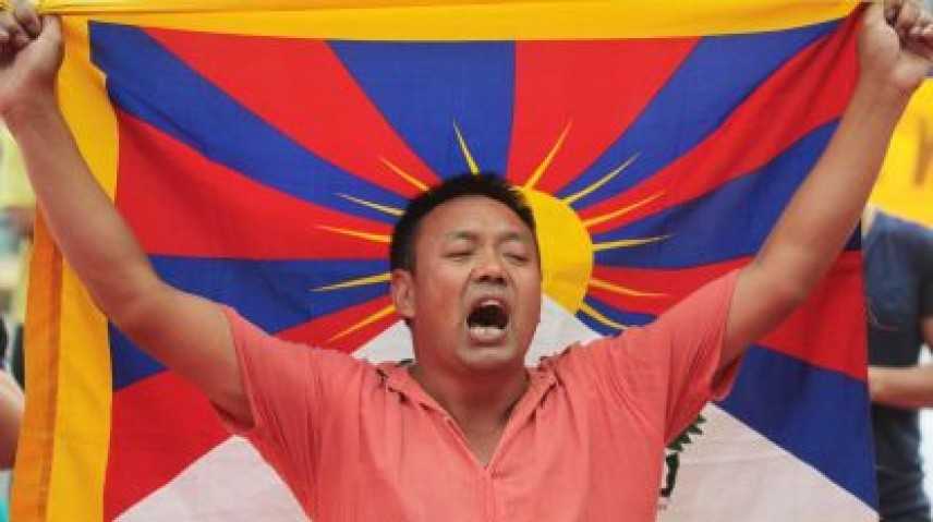 Tibet: due giovani si danno fuoco nella capitale
