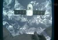 Aggancio tra la prima capsula privata e la ISS: via al turismo spaziale