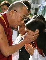 Dalai Lama choc: i cinesi vogliono avvelenarmi
