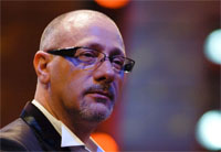 Milano Bruno Santori dirige la Sanremo festival orchestra alla serata per i 30 anni di radio Italia