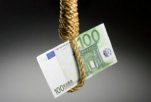 Lavoro: tre suicidi in un giorno