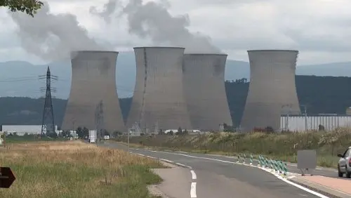 Nucleare, Greenpeace attacca a Lione