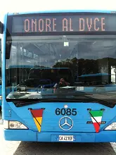 ''Onore al Duce'', scritta shock sul display autobus Roma