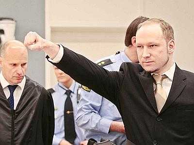 Breivik sulle stragi in Norvegia: "Rifarei tutto di nuovo"