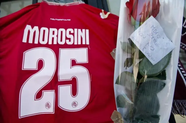 Morosini, oggi l'autopsia tra dolore e polemiche sui soccorsi