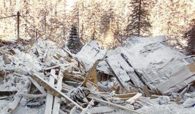 Pakistan: 150 soldati sepolti da una valanga nel Kashmir