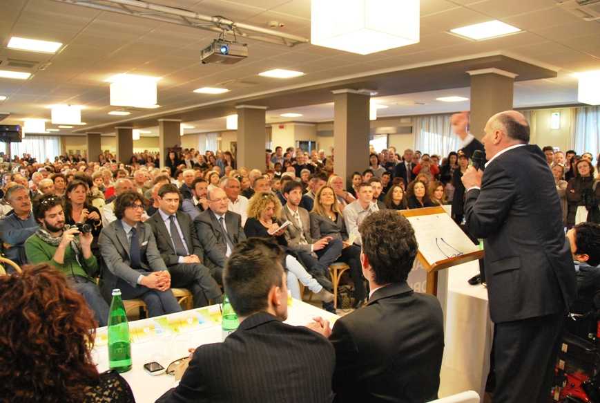 1000 persone alla presentazione del candidato a sindaco Mauro Mazzola