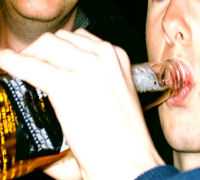 Baristi senza scrupoli fanno ubriacare minori? Multa e rischio chiusura per la Cassazione