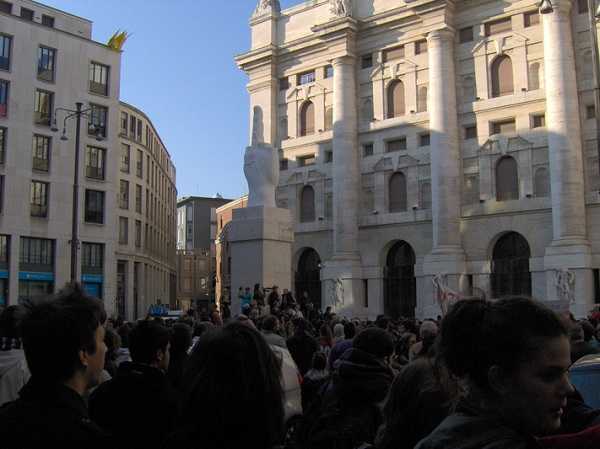 Contro il Governo Monti: "Occupyamo la Borsa", attesi 10 mila manifestanti da tutta Italia
