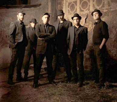 "Il Muro del Canto", folk granitico sul lungotevere con "L'ammazzasette"