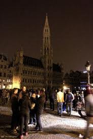 Bruxelles: ordigno su moschea, muore l'imam