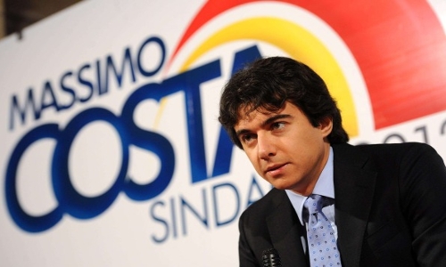 Palazzo delle Aquile, movimenti a destra