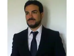 La forza di Sergio Abramo sta nell'essere sempre stato parte della comunità