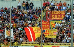 Calcio, Catanzaro-Perugia: la società raccomanda l'ingresso allo stadio in anticipo