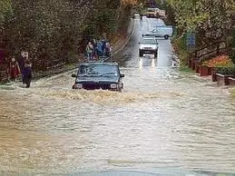 Maltempo: vento e pioggia provocano danni in Calabria