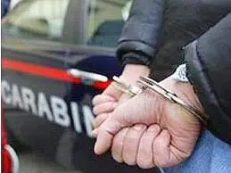 Un arresto nel crotonese per detenzione illegale di armi e munizioni
