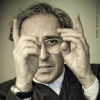 "Up Patriots to arms!", Franco Battiato a Milano