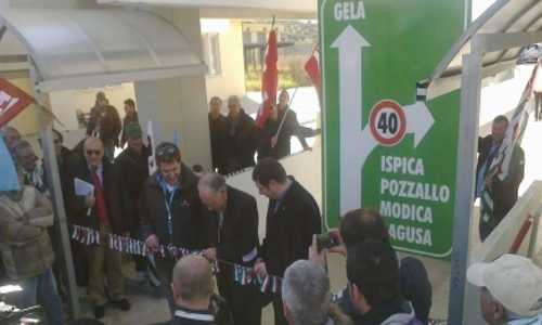 Aperta l'autostrada Siracusa-Gela. Ma solo simbolicamente