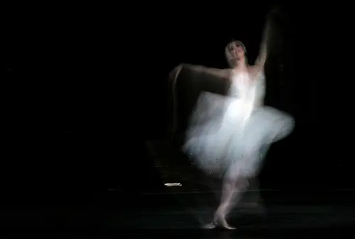 Anoressia alla Scala: la denuncia diventa "Caso"
