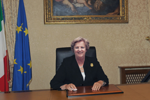 Posto fisso vicino a mamma e papà. Le dichiarazioni di Cancellieri e i dati Istat