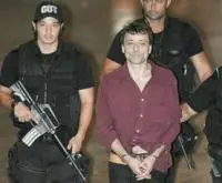 Cesare Battisti  chiede un "giusto" processo a Napolitano