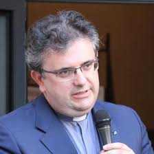 Minacce ed intimidazioni a don Ennio Stamile, chiesto intervento del ministro dell'Interno