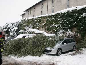 Piemonte, multe fino a  500 Euro per chi non sgombera la neve
