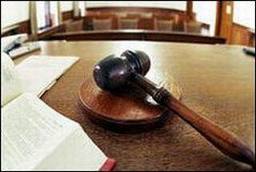 Condannato a cinque anni di reclusione per aver causato la morte di tre persone in un incidente