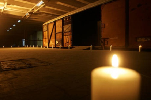 MILANO, Il Giorno della Memoria parte dal buio del "BINARIO 21"