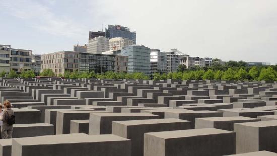 Shoah, un giovane tedesco su 5 ignora Auschwitz