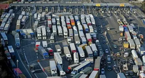 Asti: autista in protesta travolto e ucciso