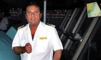 Costa Crociere sospende Schettino