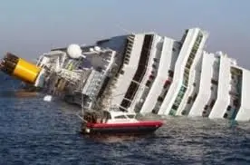 Nuove accuse per Schettino: abbandonò 300 persone