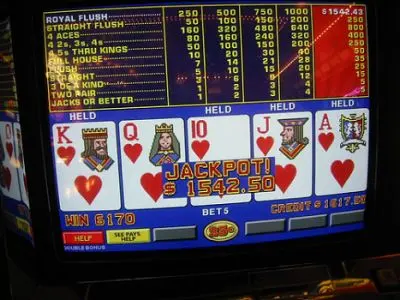 Benvento, rapina in sala giochi