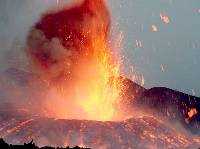 Etna: prima eruzione del 2012