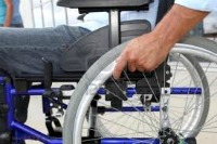 Uomo disabile: tradito dalla moglie e allontanato dalla sua abitazione