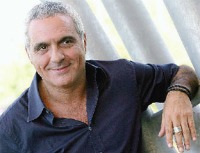 Viareggio, trovato morto in un'aiuola il fratello di Giorgio Panariello